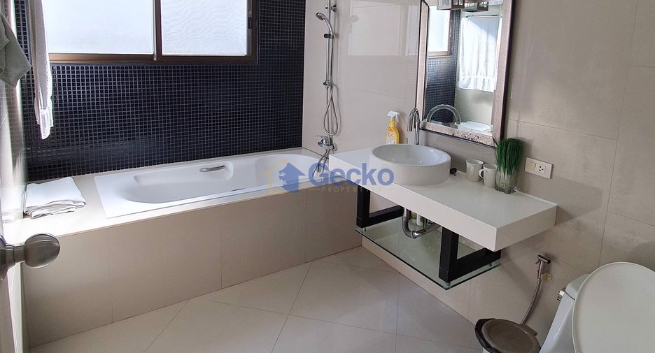 Haus zum Kauf mit 4 Zimmer in East Pattaya, Pattaya