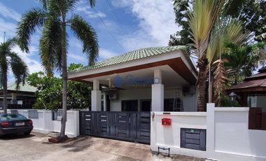 For sale 4 bedrooms house in East Pattaya, Pattaya