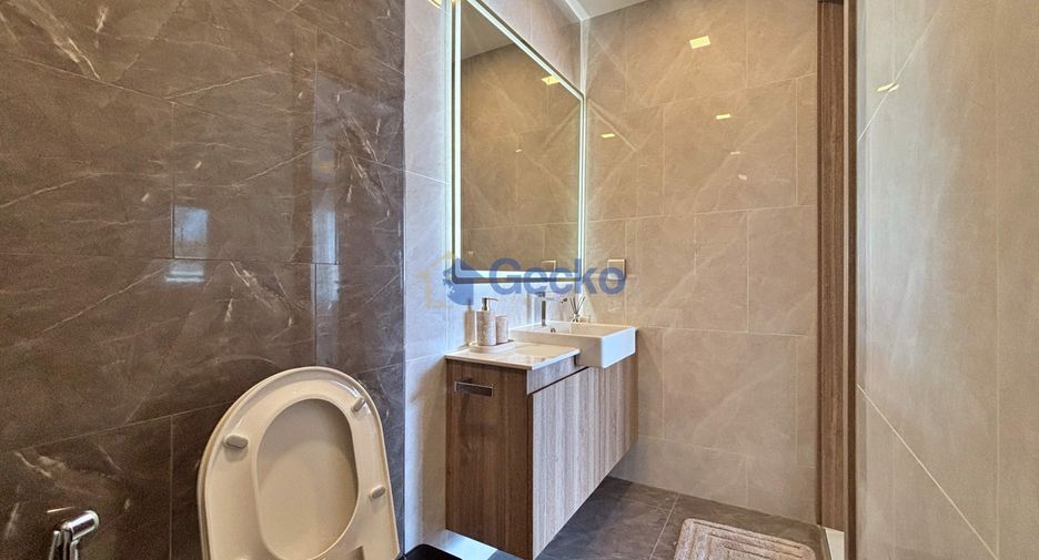 For sale 5 bedrooms house in Jomtien, Pattaya