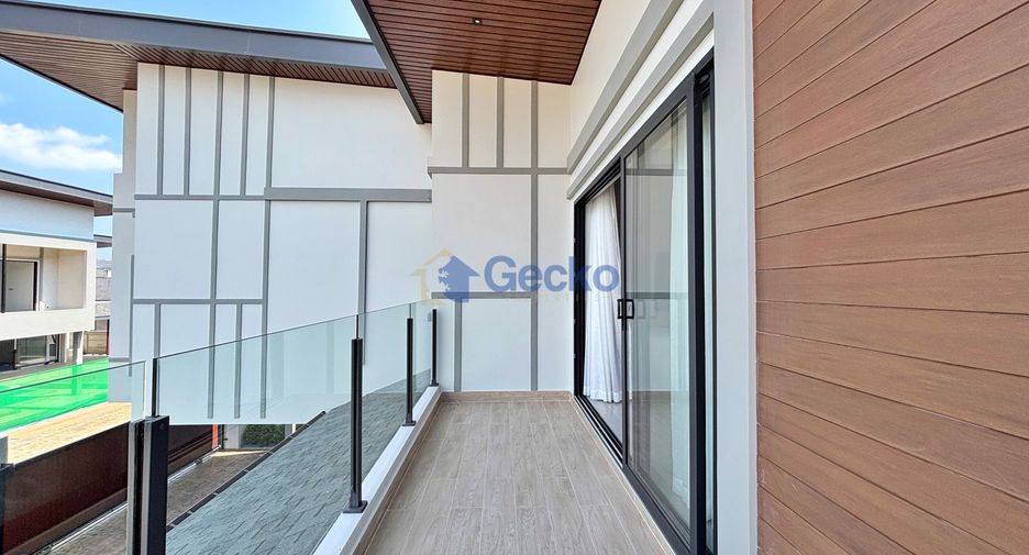 For sale 5 bedrooms house in Jomtien, Pattaya