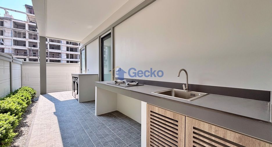 For sale 5 bedrooms house in Jomtien, Pattaya