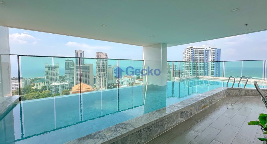 For sale 2 bedrooms condo in Pratumnak, Pattaya