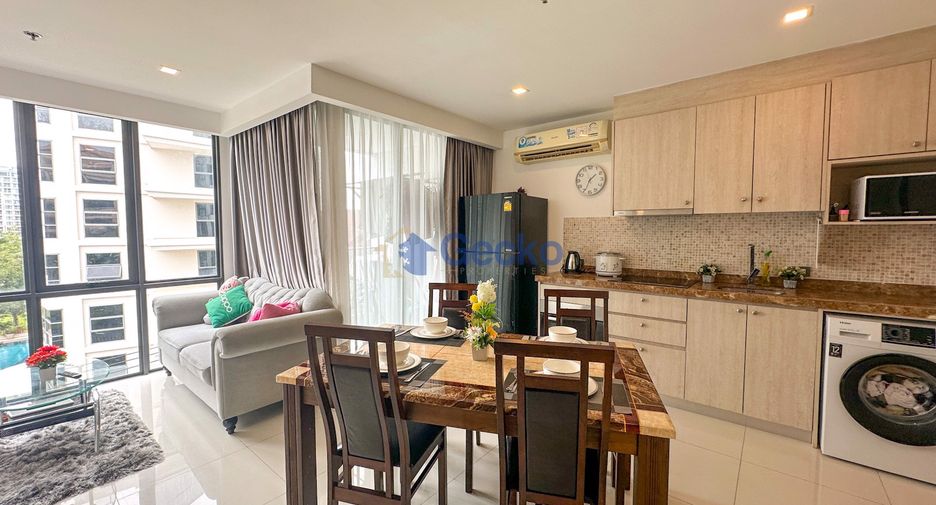 For sale 2 bedrooms condo in Pratumnak, Pattaya