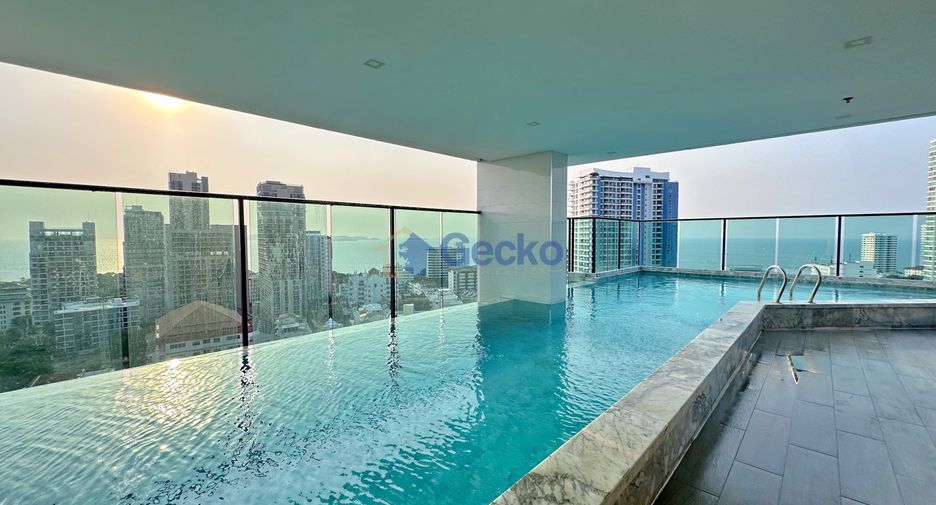 For sale 2 bedrooms condo in Pratumnak, Pattaya