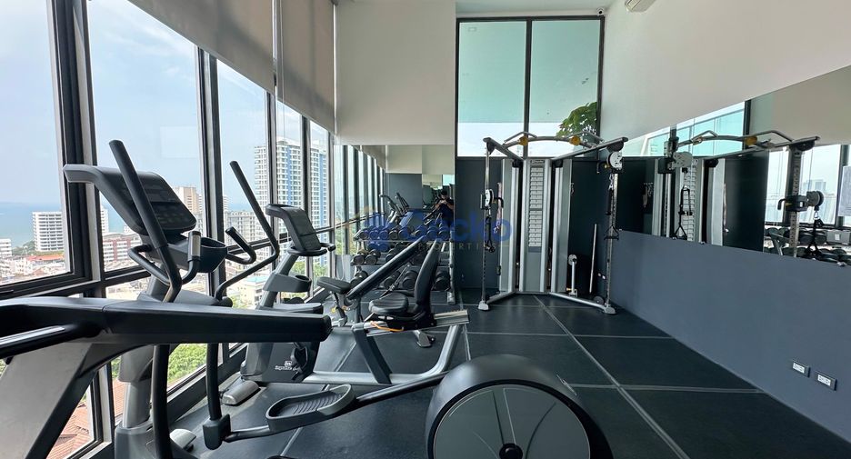 For sale 2 bedrooms condo in Pratumnak, Pattaya