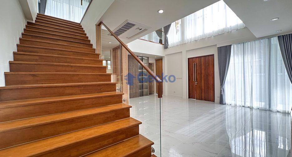 Casa en venta de 4 habitaciones en East Pattaya, Pattaya