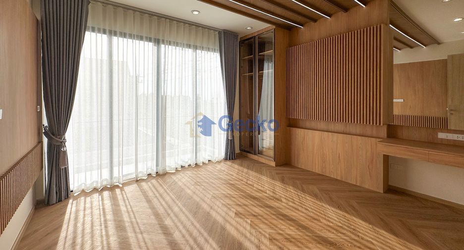 Casa en venta de 4 habitaciones en East Pattaya, Pattaya