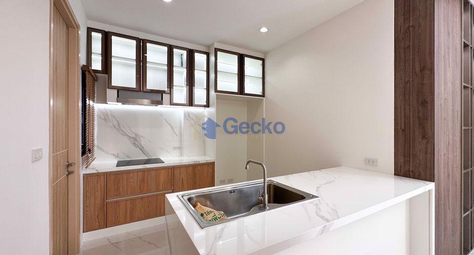 Casa en venta de 4 habitaciones en East Pattaya, Pattaya