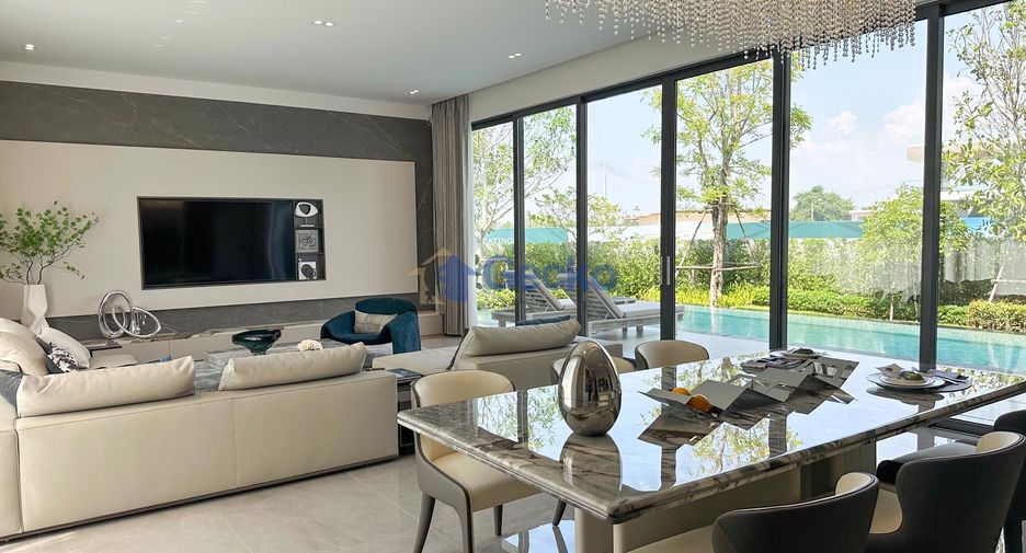 For sale 4 bedrooms house in Huay Yai, Pattaya