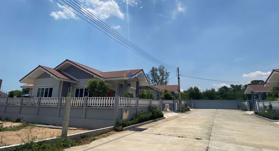 For rent 3 bedrooms house in East Pattaya, Pattaya