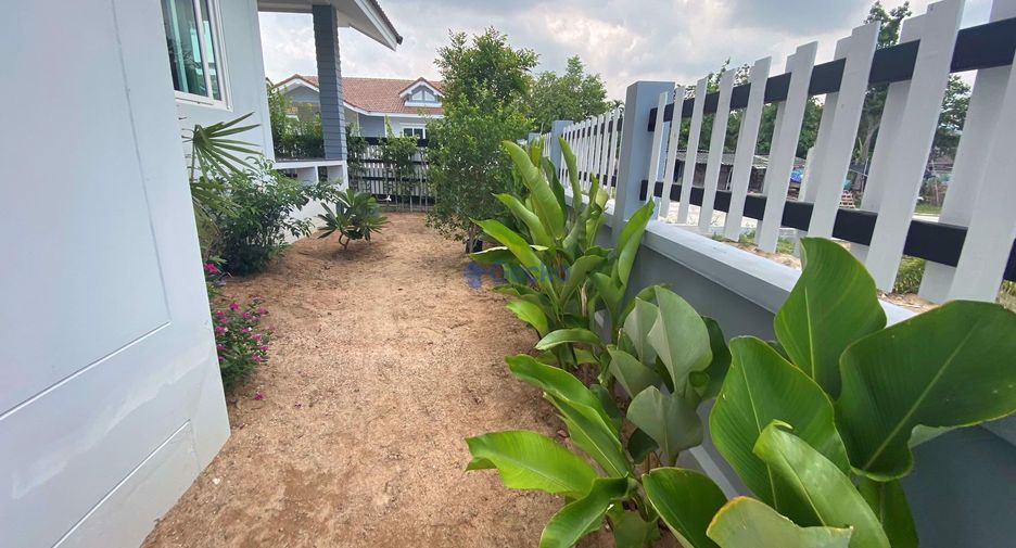 For rent 3 bedrooms house in East Pattaya, Pattaya