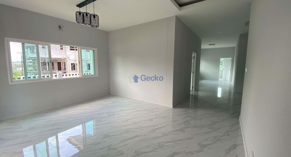For rent 3 bedrooms house in East Pattaya, Pattaya