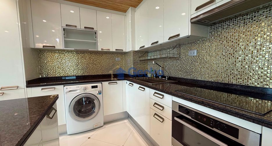 For sale 2 bedrooms condo in Jomtien, Pattaya