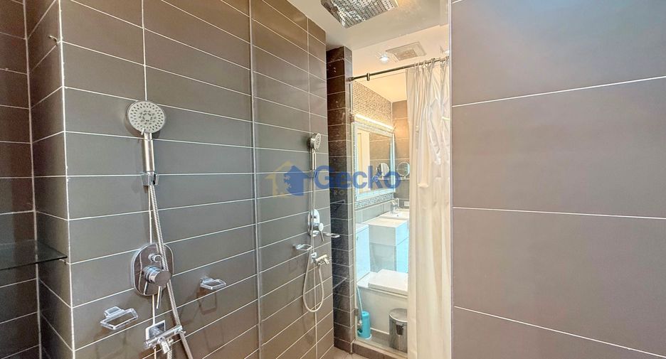 For sale 2 bedrooms condo in Jomtien, Pattaya
