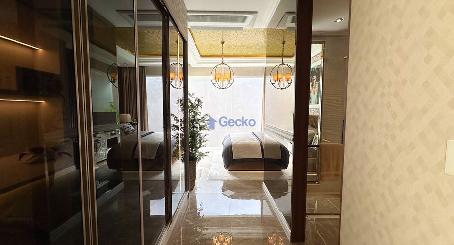 For sale 3 bedrooms condo in Jomtien, Pattaya