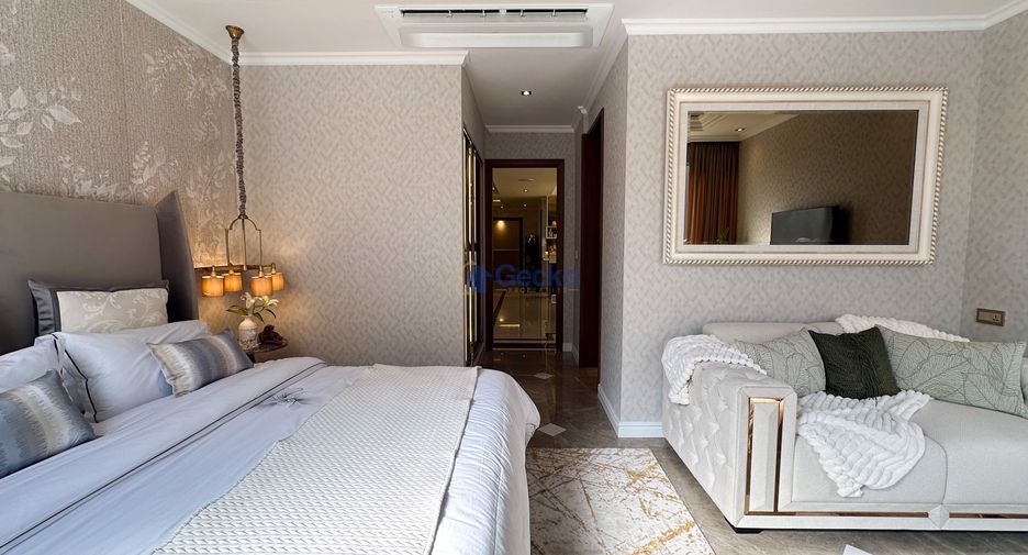 For sale 3 bedrooms condo in Jomtien, Pattaya