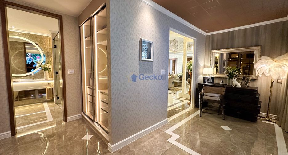 For sale 3 bedrooms condo in Jomtien, Pattaya
