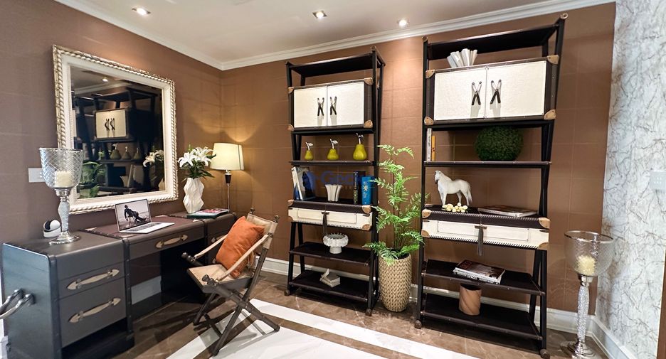 For sale 3 bedrooms condo in Jomtien, Pattaya