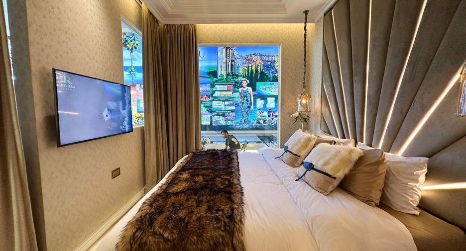 For sale 3 bedrooms condo in Jomtien, Pattaya
