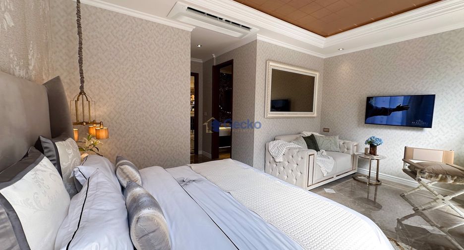 For sale 3 bedrooms condo in Jomtien, Pattaya