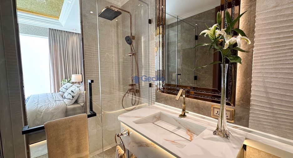For sale 3 bedrooms condo in Jomtien, Pattaya