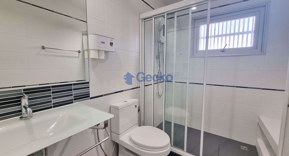 À vendre 2 chambres condo à Central Pattaya, Pattaya