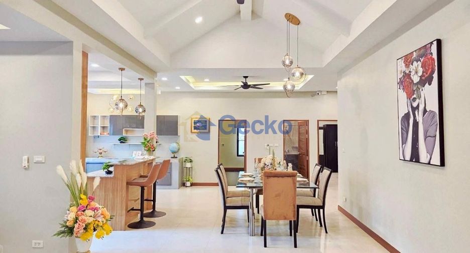 For sale 4 bedrooms house in Bang Lamung, Chonburi