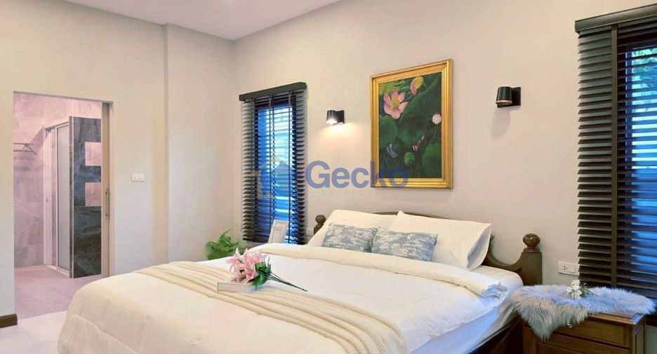 For sale 4 bedrooms house in Bang Lamung, Chonburi