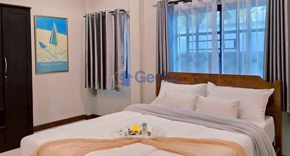 For sale 4 bedrooms house in Bang Lamung, Chonburi