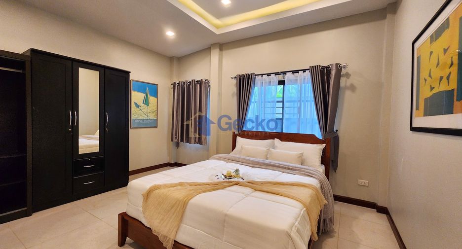 For sale 4 bedrooms house in Bang Lamung, Chonburi