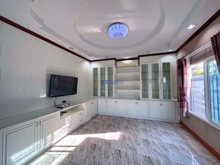 À louer 4 chambres maison à Bang Lamung, Chonburi