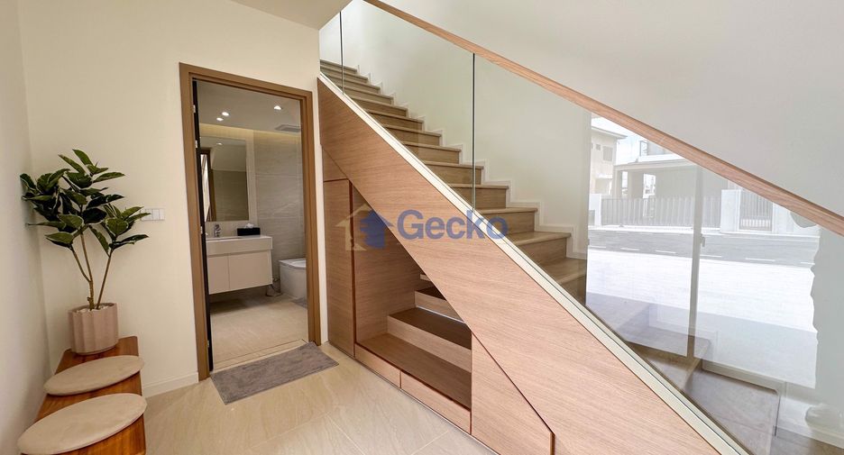 Haus zum Kauf mit 4 Zimmer in East Pattaya, Pattaya