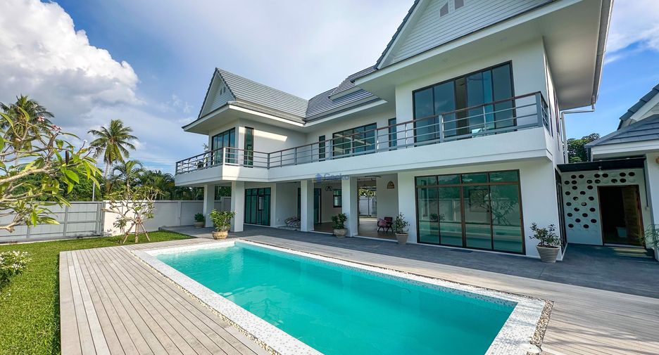 Haus zum Kauf mit 4 Zimmer in Sattahip, Chonburi