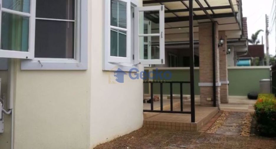 For rent and for sale 3 bedrooms house in East Pattaya, Pattaya