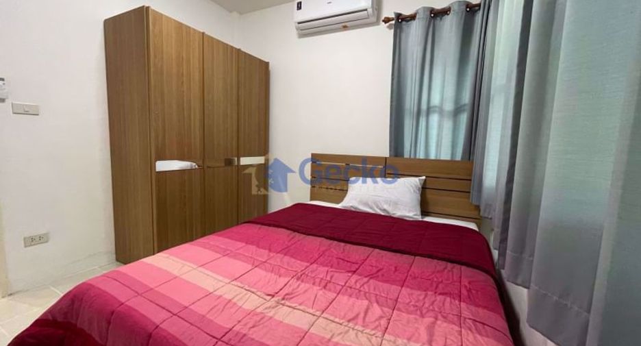 For rent and for sale 3 bedrooms house in East Pattaya, Pattaya