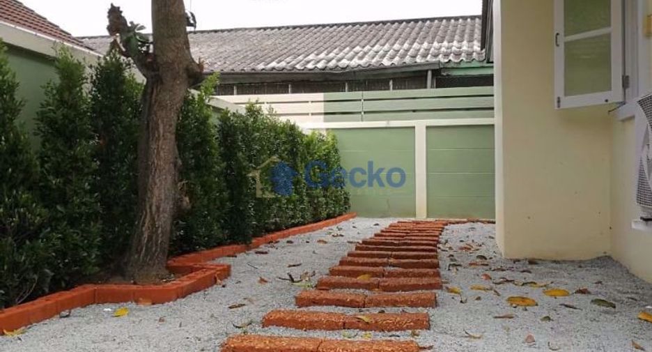 For rent and for sale 3 bedrooms house in East Pattaya, Pattaya