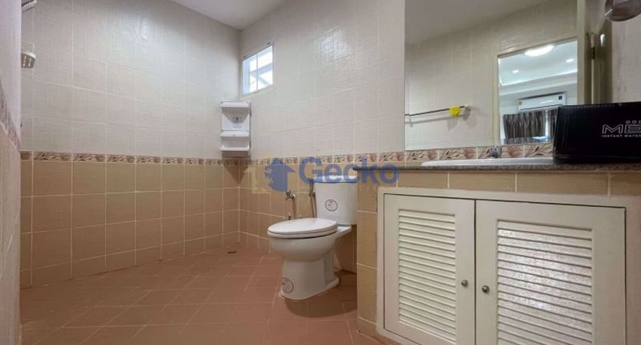 For rent and for sale 3 bedrooms house in East Pattaya, Pattaya