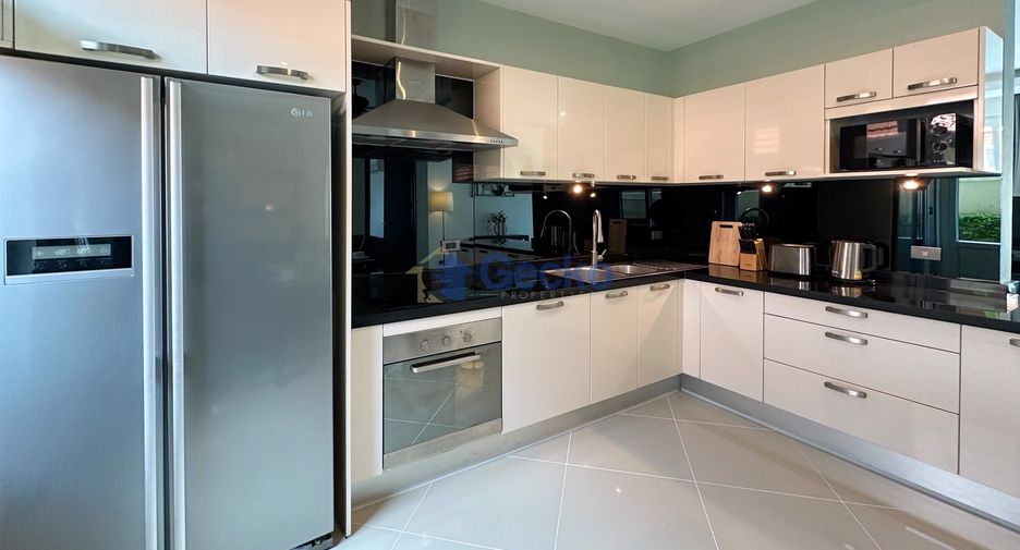 For sale 4 bedrooms house in Bang Lamung, Chonburi