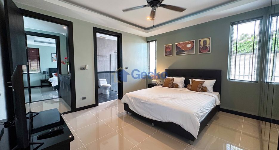 For sale 4 bedrooms house in Bang Lamung, Chonburi