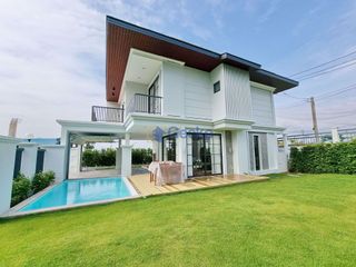 For sale 4 ベッドルーム house in Bang Lamung, Chonburi
