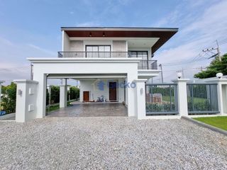 For sale 4 ベッドルーム house in Bang Lamung, Chonburi