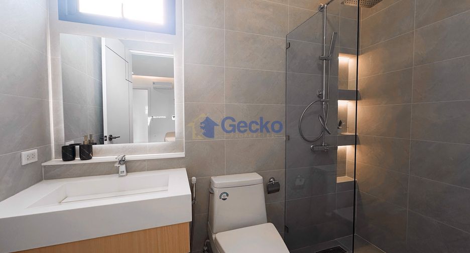 For sale 5 bedrooms house in East Pattaya, Pattaya