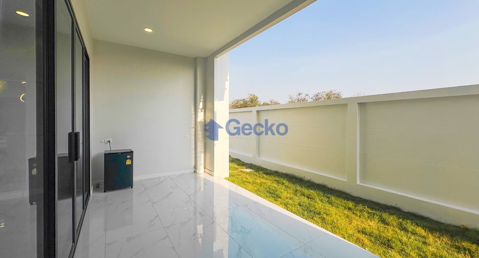 For sale 5 bedrooms house in East Pattaya, Pattaya