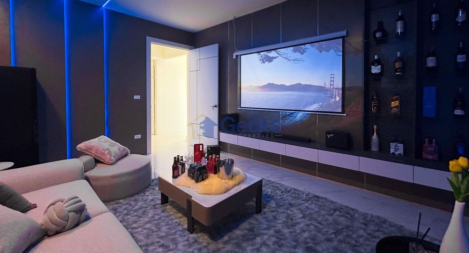 For sale 5 bedrooms house in East Pattaya, Pattaya