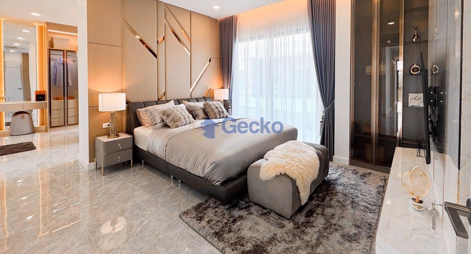For sale 5 bedrooms house in East Pattaya, Pattaya