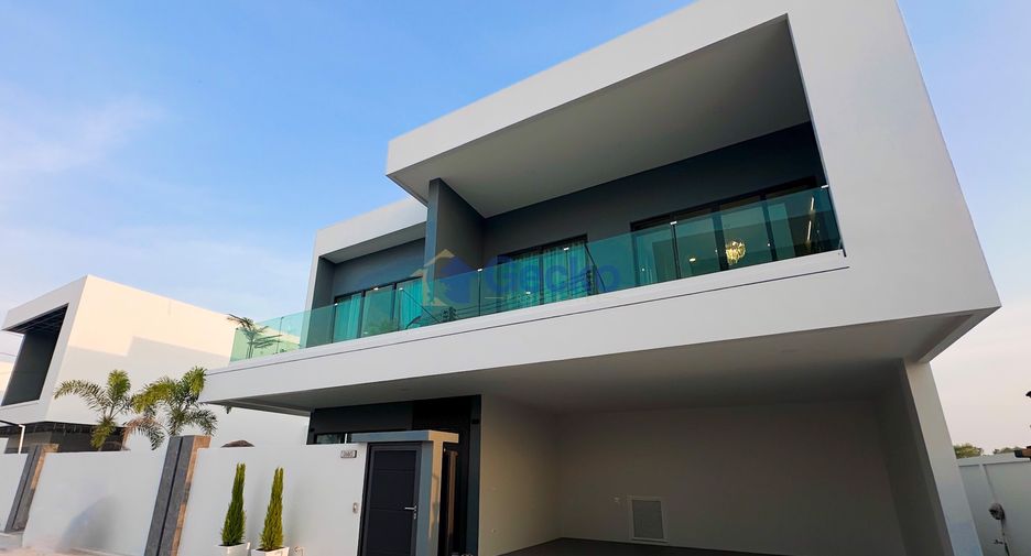 For sale 5 bedrooms house in East Pattaya, Pattaya