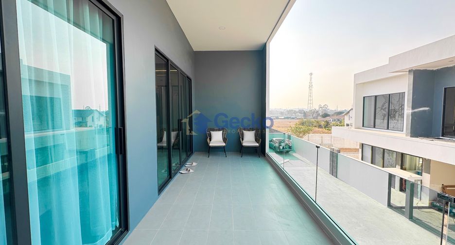 For sale 5 bedrooms house in East Pattaya, Pattaya