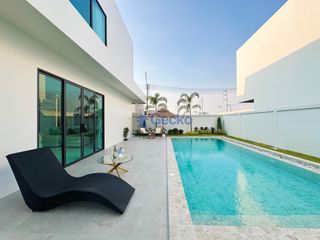 Haus zum Kauf mit 5 Zimmer in Bang Lamung, Chonburi