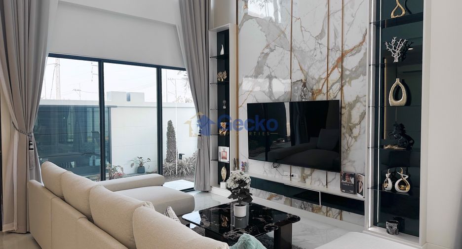 For sale 5 bedrooms house in East Pattaya, Pattaya