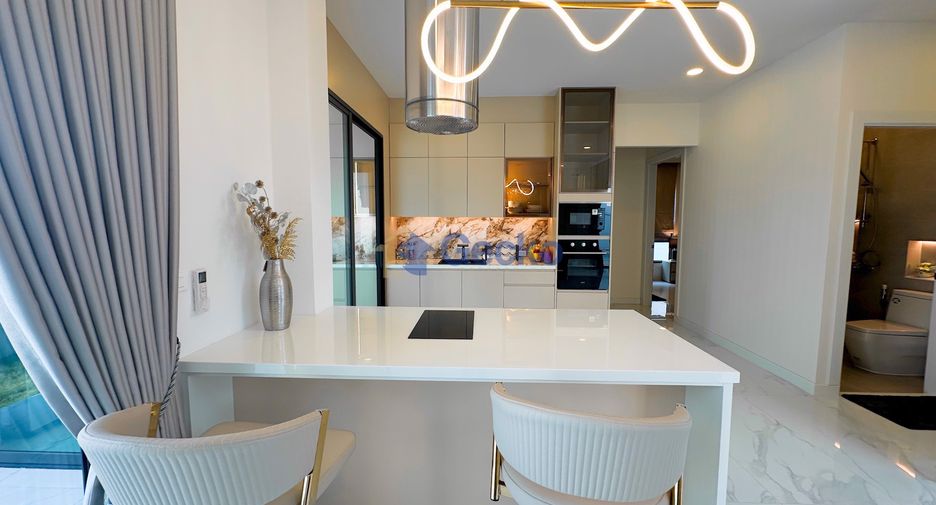 For sale 5 bedrooms house in East Pattaya, Pattaya